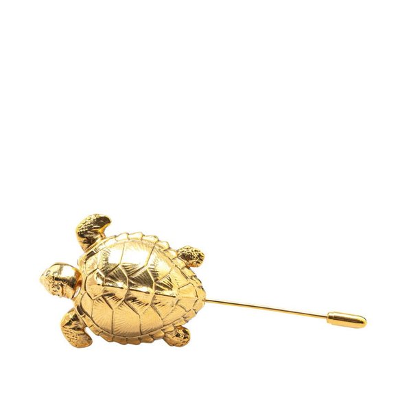 CHANEL Gold Logo Brooch - Picture 1 of 6